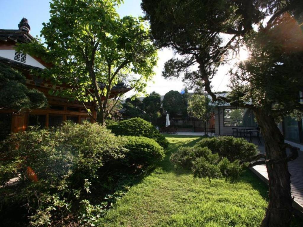 Bonum 1957 Hanok And Boutique Seúl Exterior foto