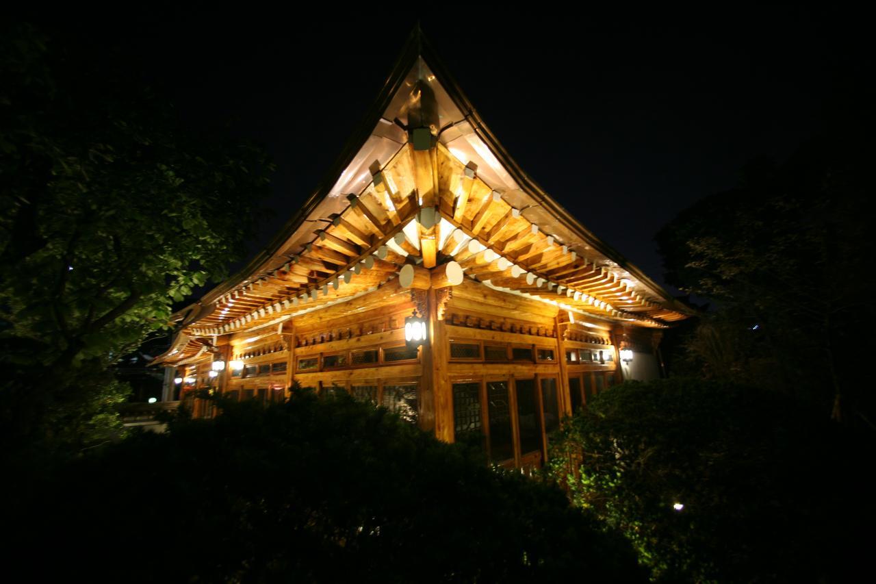 Bonum 1957 Hanok And Boutique Seúl Exterior foto